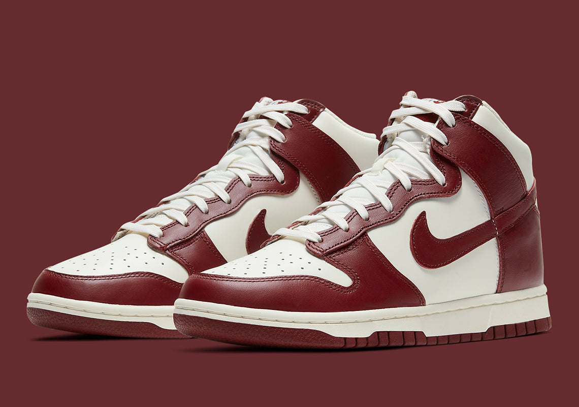 Nike Dunk High Sail Team Red