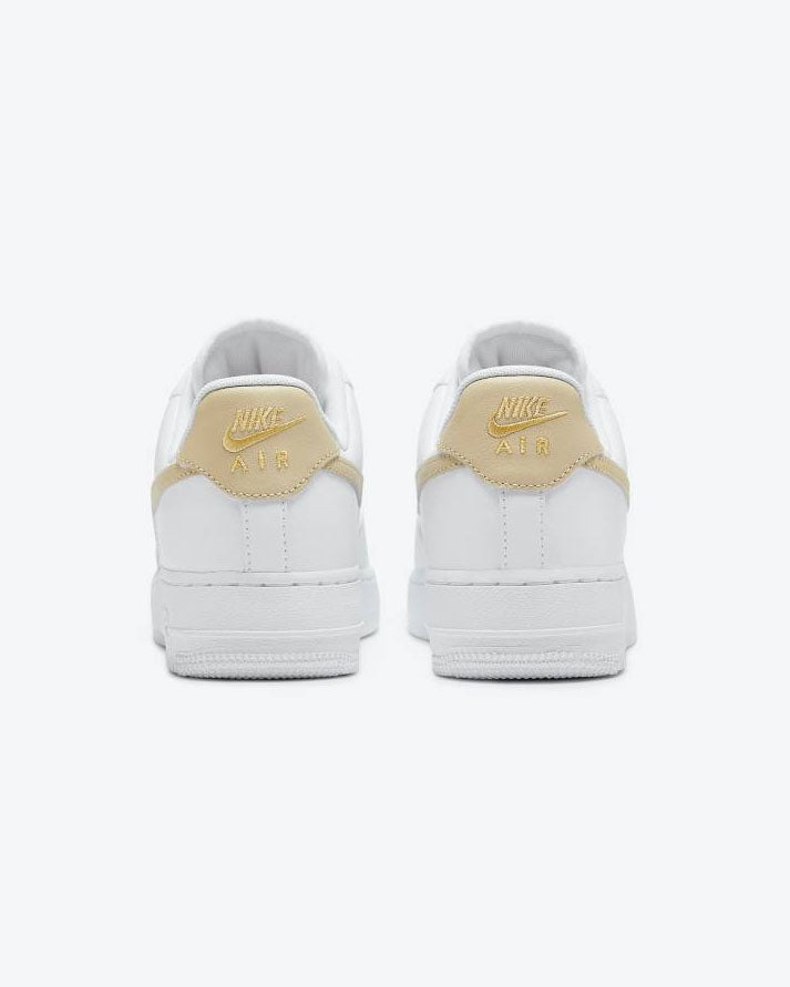 NIKE CZ0270105