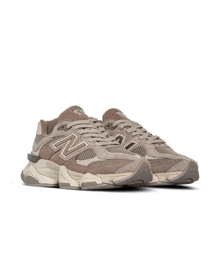 New Balance 9060 Marroni Uomo 