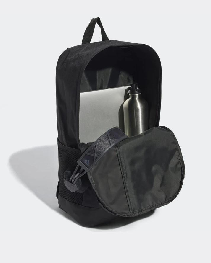 
                  
                    Adidas linear backpack nero JD955656 ADIDAS
                  
                